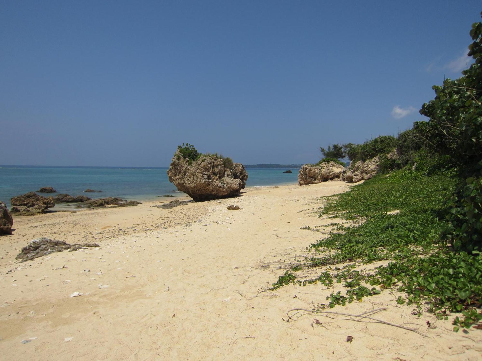 מוטובו Hotel & Restaurant On The Beach Lue מראה חיצוני תמונה