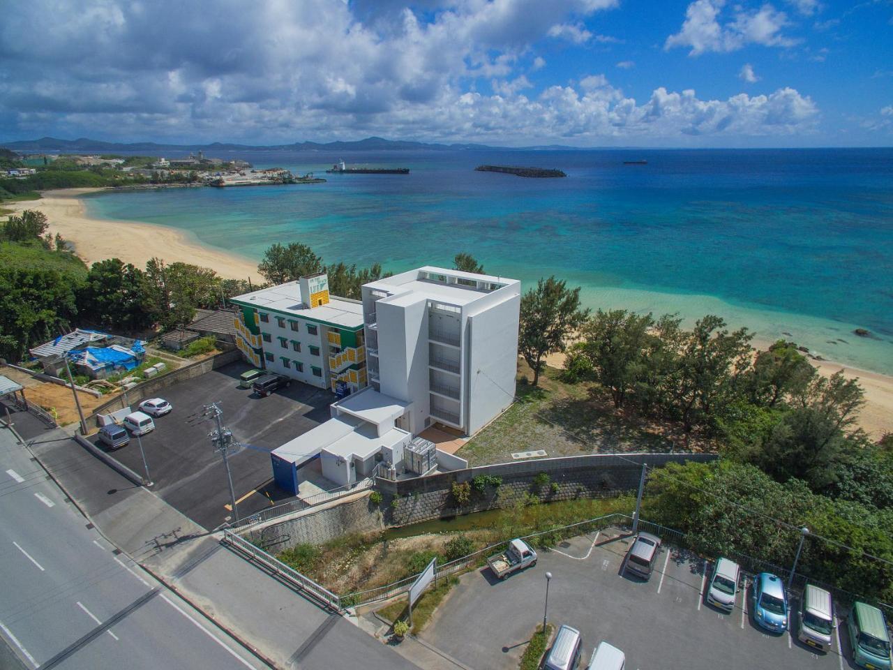 מוטובו Hotel & Restaurant On The Beach Lue מראה חיצוני תמונה